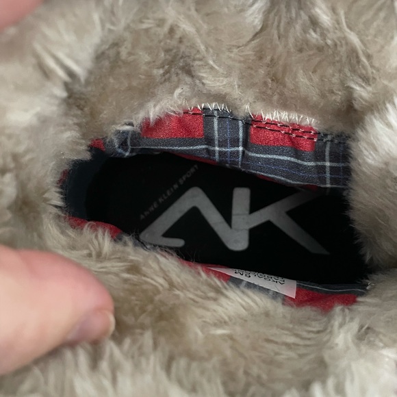 Ann Klein winter boots. - Picture 4 of 6